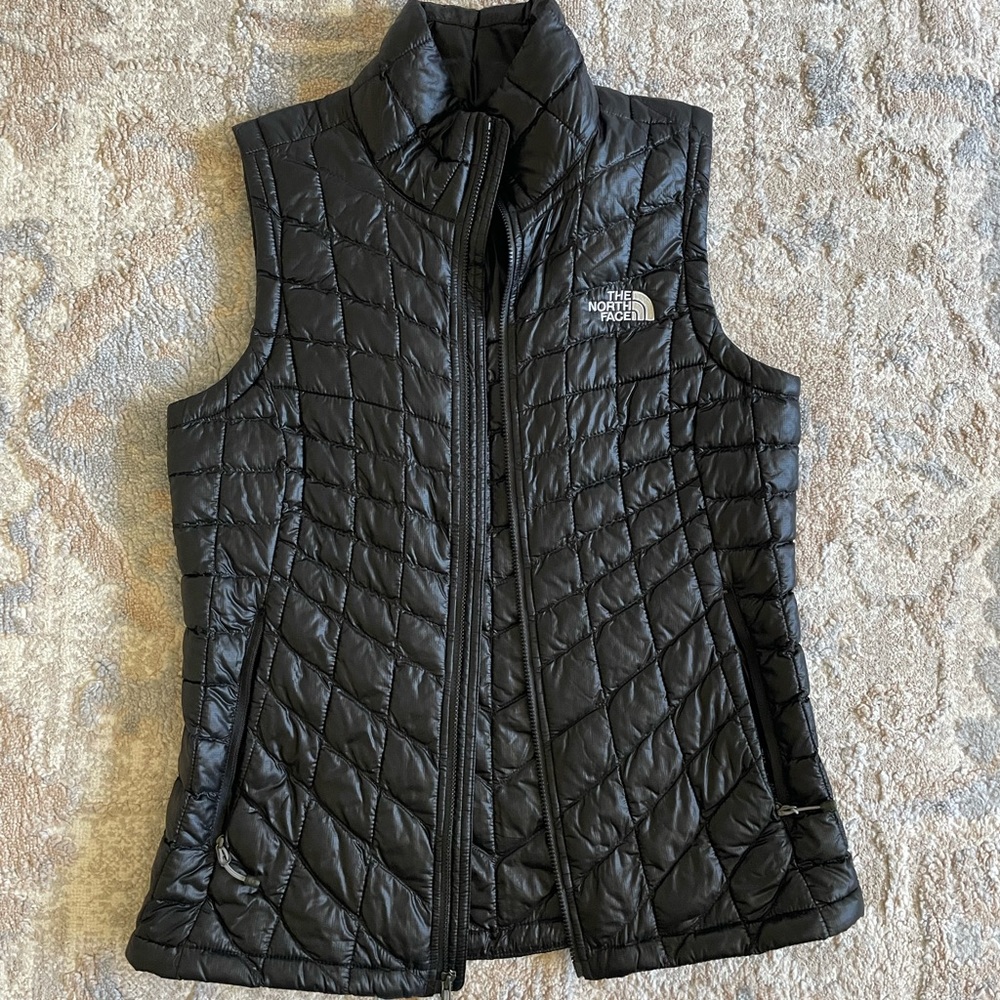 North face vest worn once